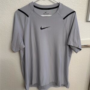 Nike Men's Light Gray Dri-FIT Tee